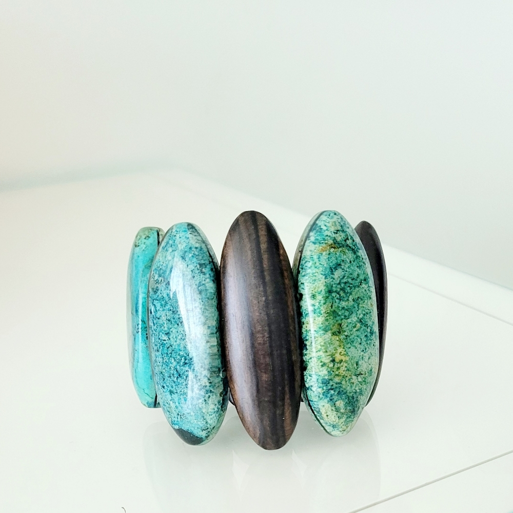 Bold turquoise/brown wood stretch bracelet